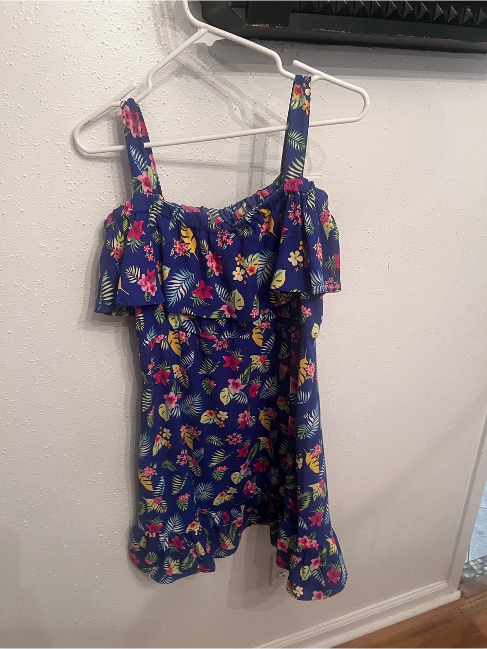 Romeo & Juliet Couture Blue Tropical Floral Off-Shoulder Midi Dress